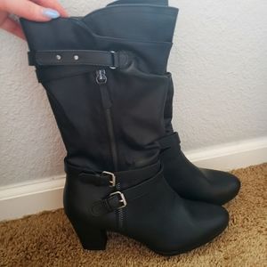 Mid calf slouchy moto boot NWOT